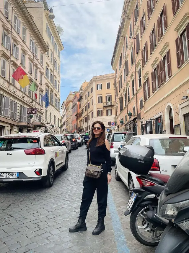 Cut Tary ke Italia (Instagram @cuttaryofficial)