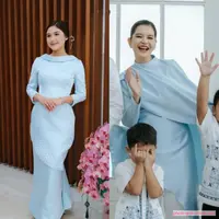 Intip pesona Kahiyang Ayu dan Erina Gudono yang sama-sama kenakan baju kurung di hari Lebaran (@erinagudono @bobbynst)