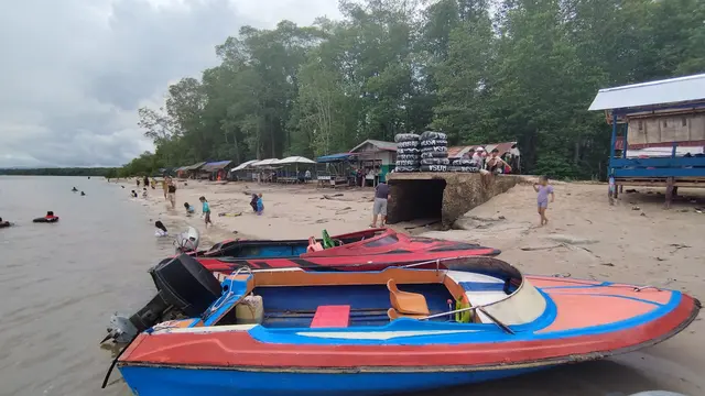 Pantai Pasir Mayang.