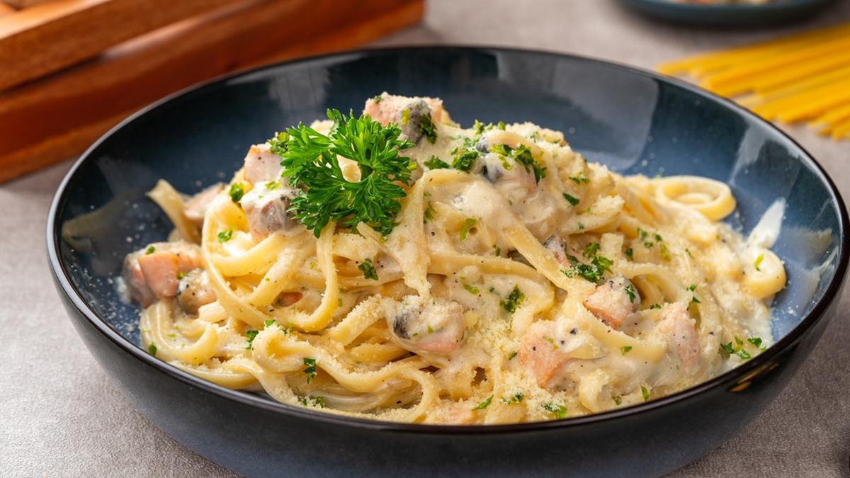 6 Resep Spaghetti Carbonara Creamy untuk Menu Buka dan Sahur yang Praktis