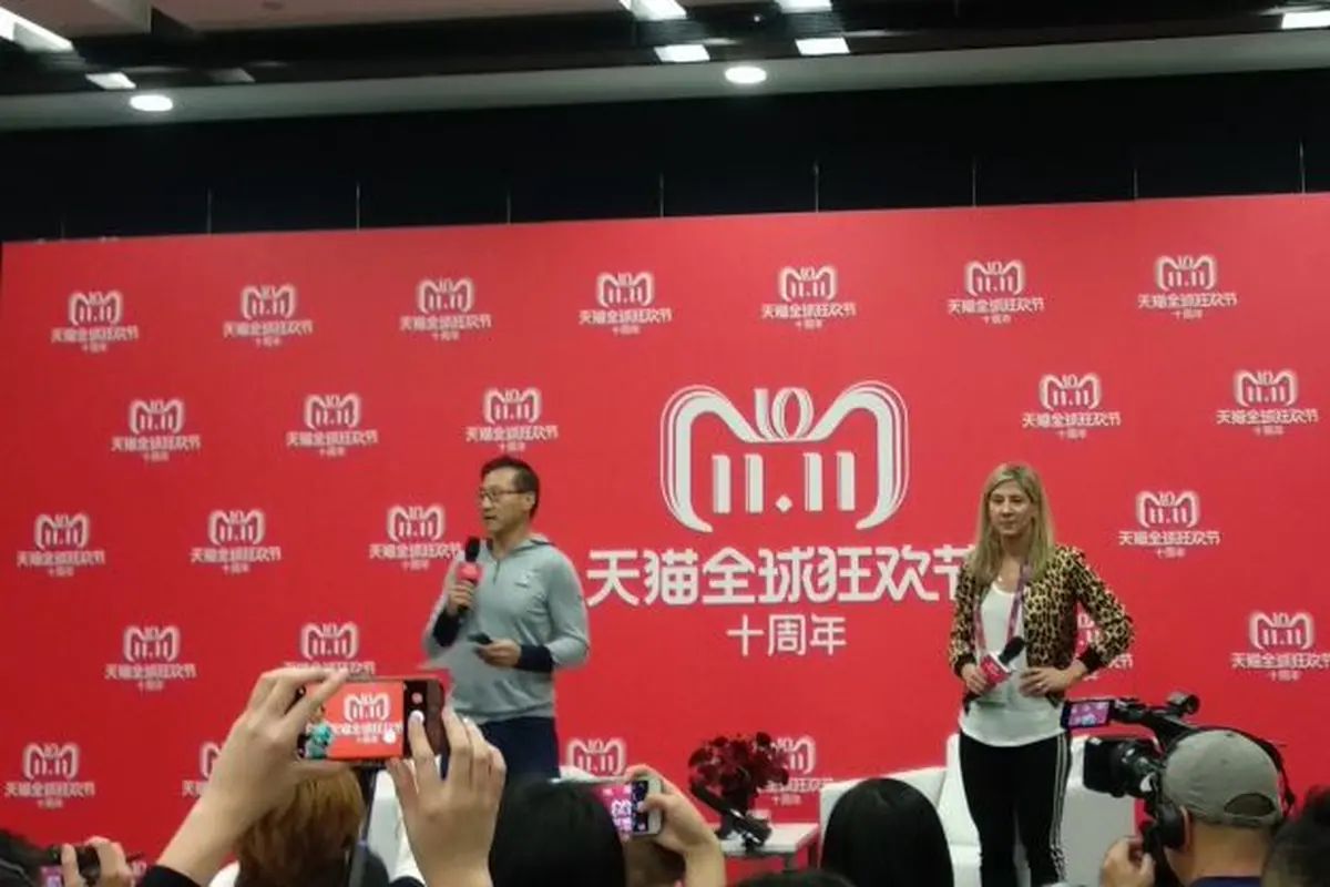 Vice Chairman Alibaba Group Joe Tsai mengaku terkejut dengan perkembangan pesat pelaku usaha digital di Indonesia. (Maulandy/Liputan6.com)
