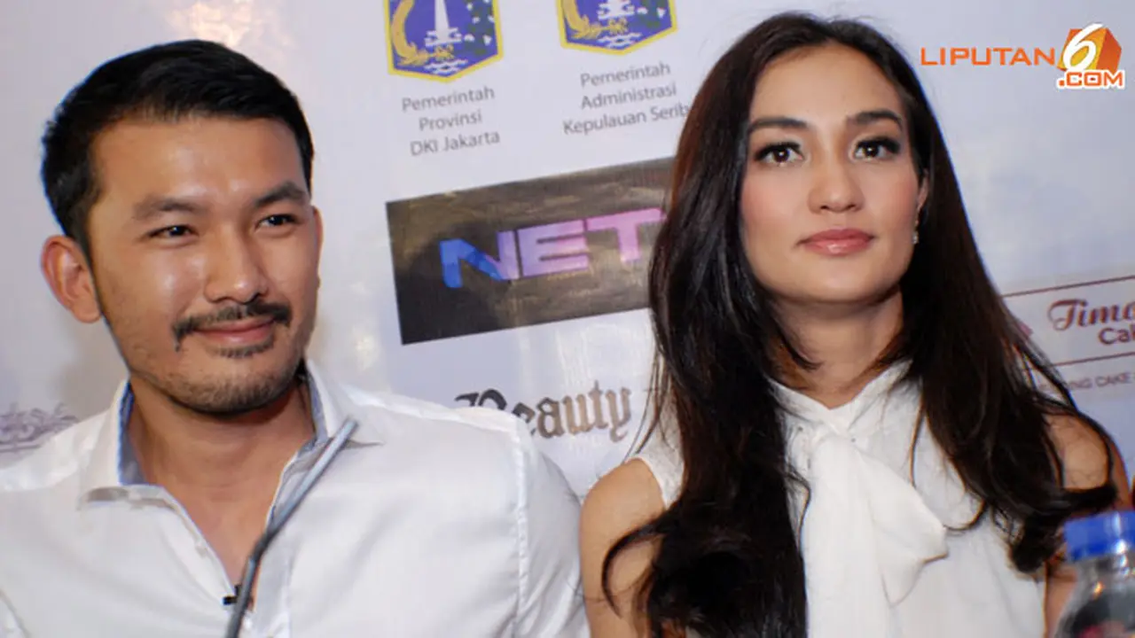 atiqah-hasiholan-rio-dewanto-130822b.jpg