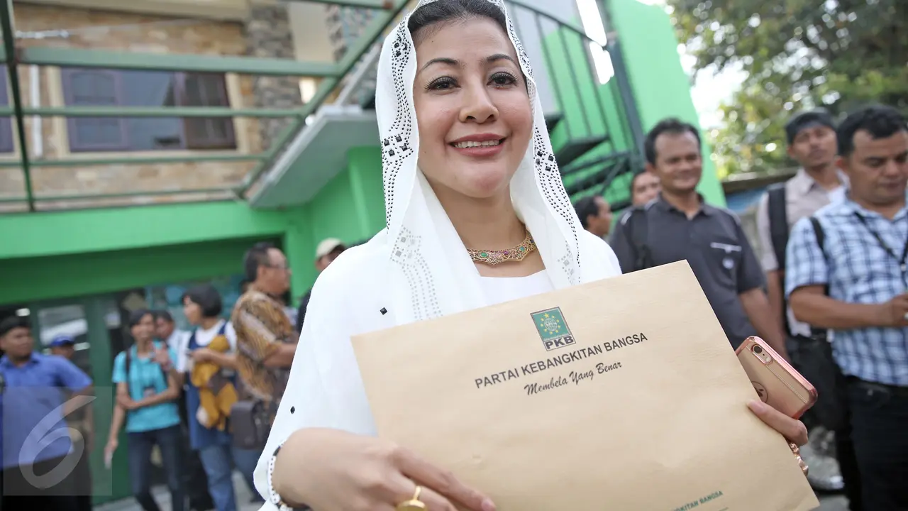 20160411-Wanita Emas Daftar Bakal Cagub ke PKB-Jakarta