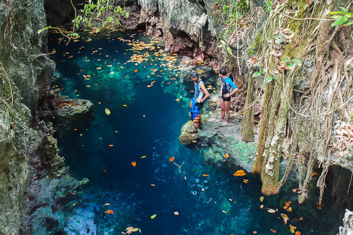 Gua Haji Mangku, Tergoda Pesona Lain Derawan
