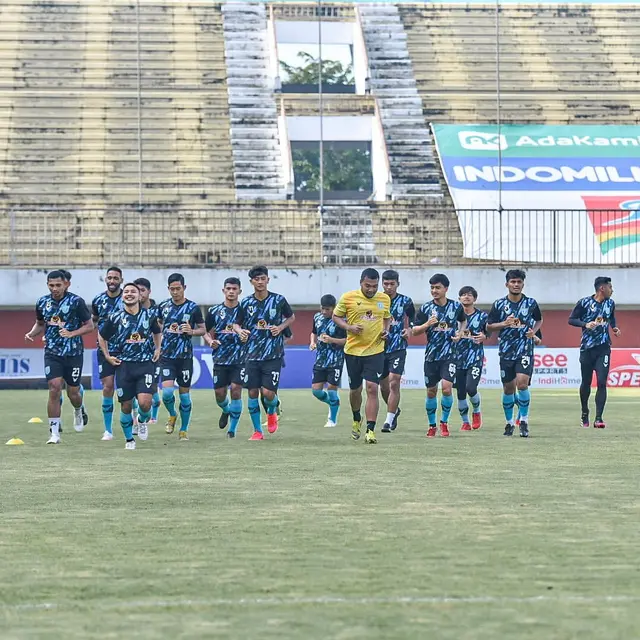 6 Momen Latihan Persela di Stadion Maguwoharjo Yogyakarta, Siap Lawan Persib