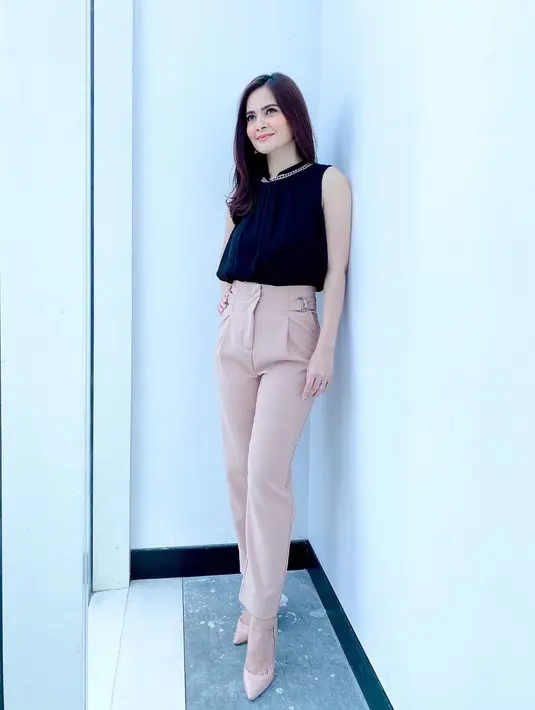 Cut Tari (Instagram/cuttaryofficial)