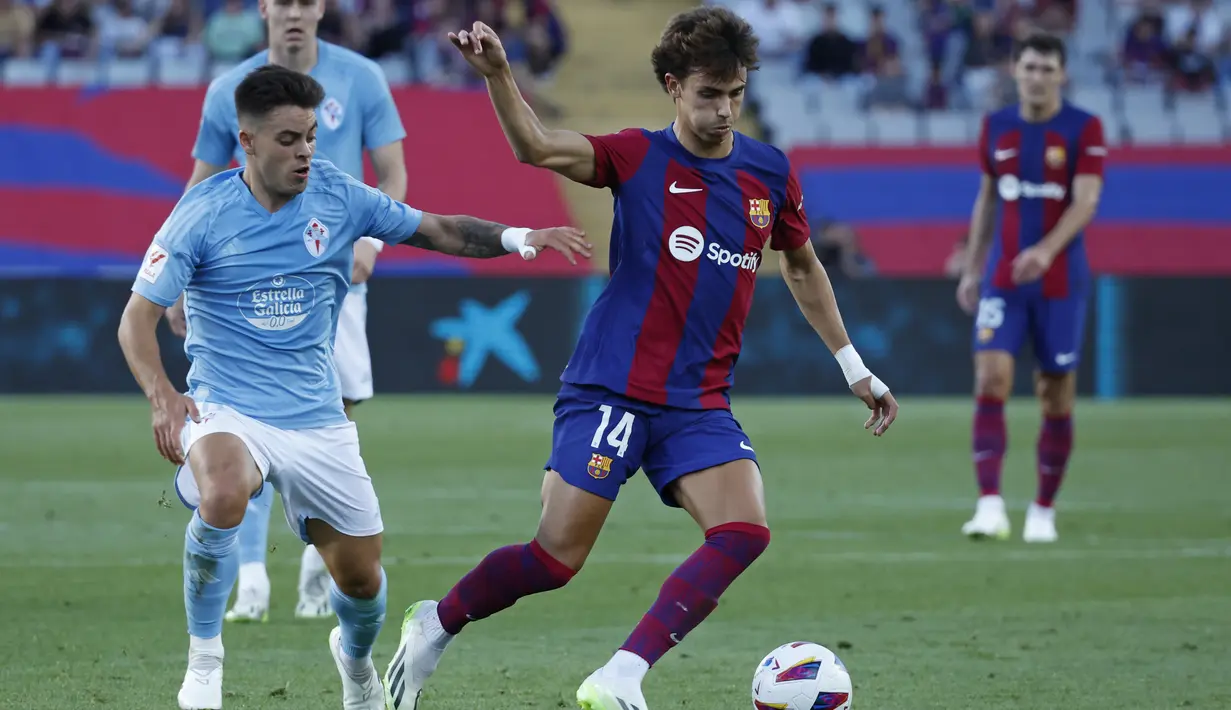 Barcelona mengoleksi 16 poin dari enam pertandingan. (AP Photo/Joan Monfort)