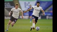Sergio Aguero dan Kevin de Bruyne sama-sama mendapatkan kesempatan emas pada babak pertama, namun belum ada yang membuahkan hasil bagi The Citizen. (Foto: AFP/Pool/Tim Keeton)