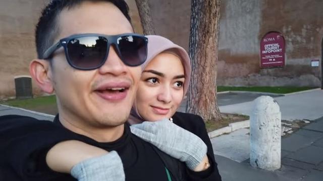 6 Momen Mesra Citra Kirana dan Rezky Aditya di Roma, Destinasi Pertama Honeymoon