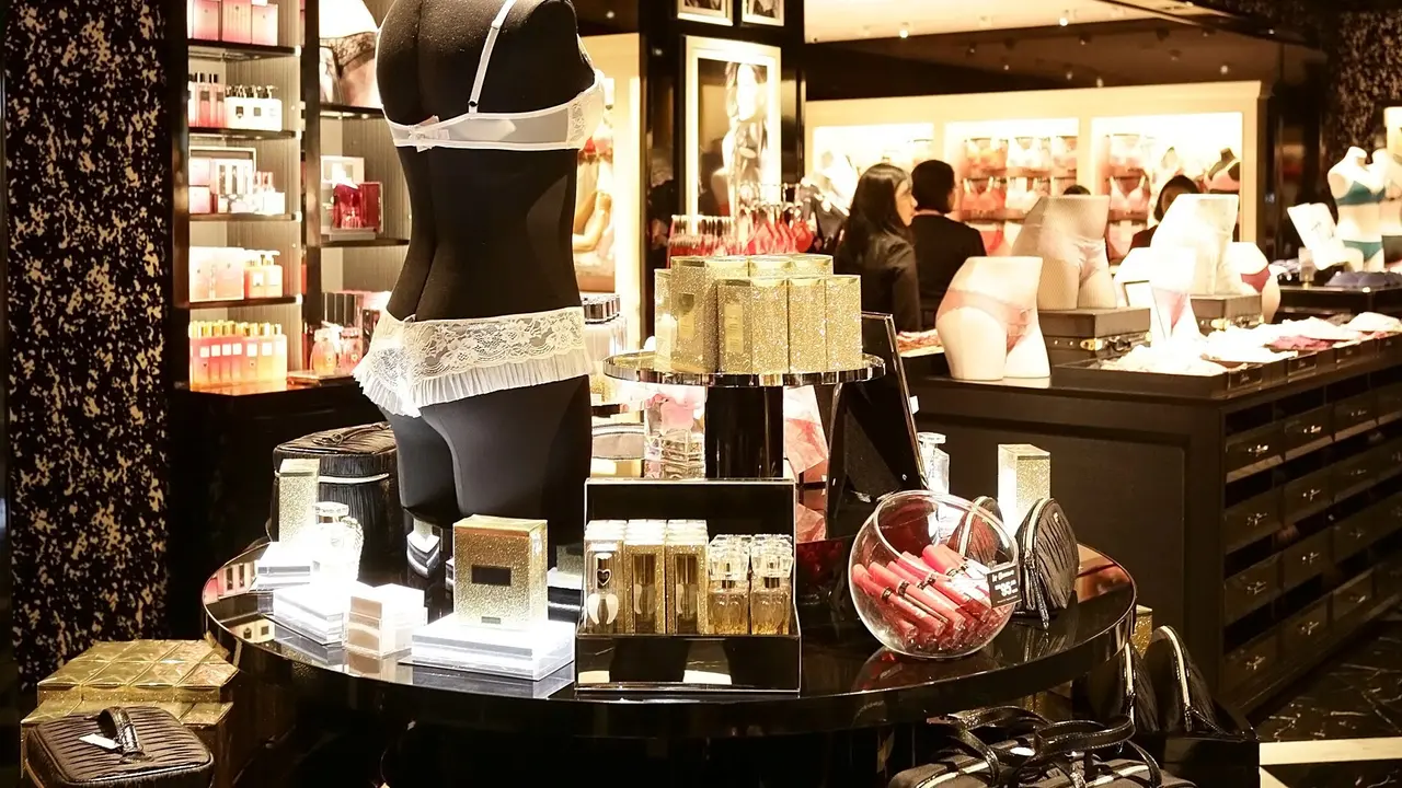 Victoria's Secret store Grand Indonesia, Jakarta
