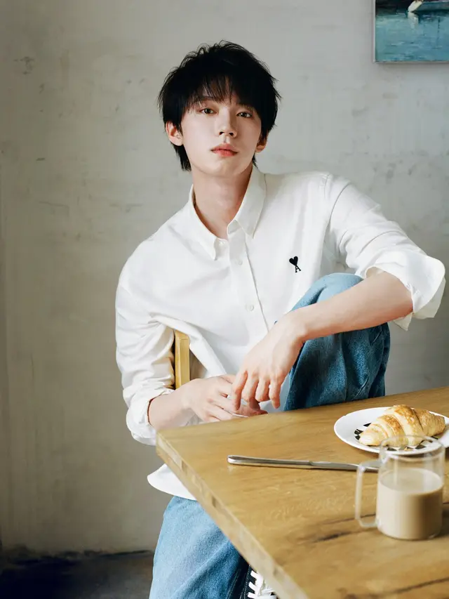 Zhou Yiran, Aktor dan Pemeran Tiongkok Didapuk Jadi Global Ambassador Terbaru Ami PAris