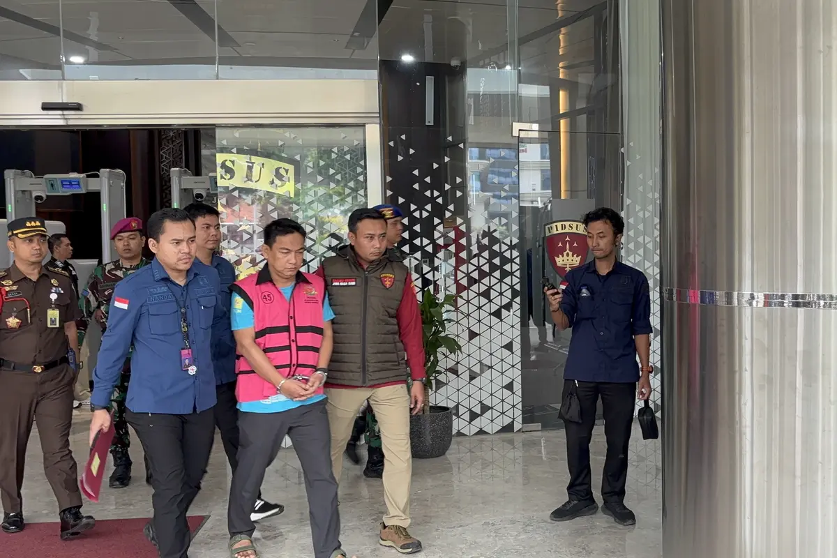 Ketua Ombudsman RI Hery Susanto ditangkap Kejaksaan Agung.