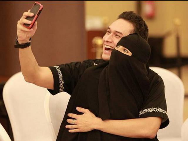Indra Bruggman Ayah : Jessica Iskandar Tolak Cinta Indra Brugman Di Ada