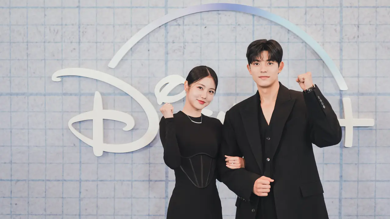 Shin Ye Eun dan Lomon. (Disney Plus Hotstar).