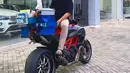 Ducati Diavel jadi motor jualan siomay? Kenapa tidak? (Source: Instagram/@theornj)