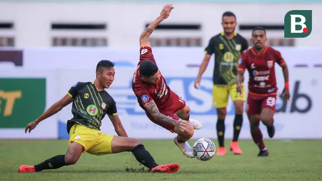Foto: Andy Setyo dan Sejumlah Pemain di Liga Indonesia yang Berstatus Sebagai Anggota TNI Aktif
