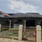 Rumah tempat kejadian perkara (TKP) pembunuhan yang dilakukan Wowon Erawan cs (Bachtiarudin Alam/Merdeka.com)