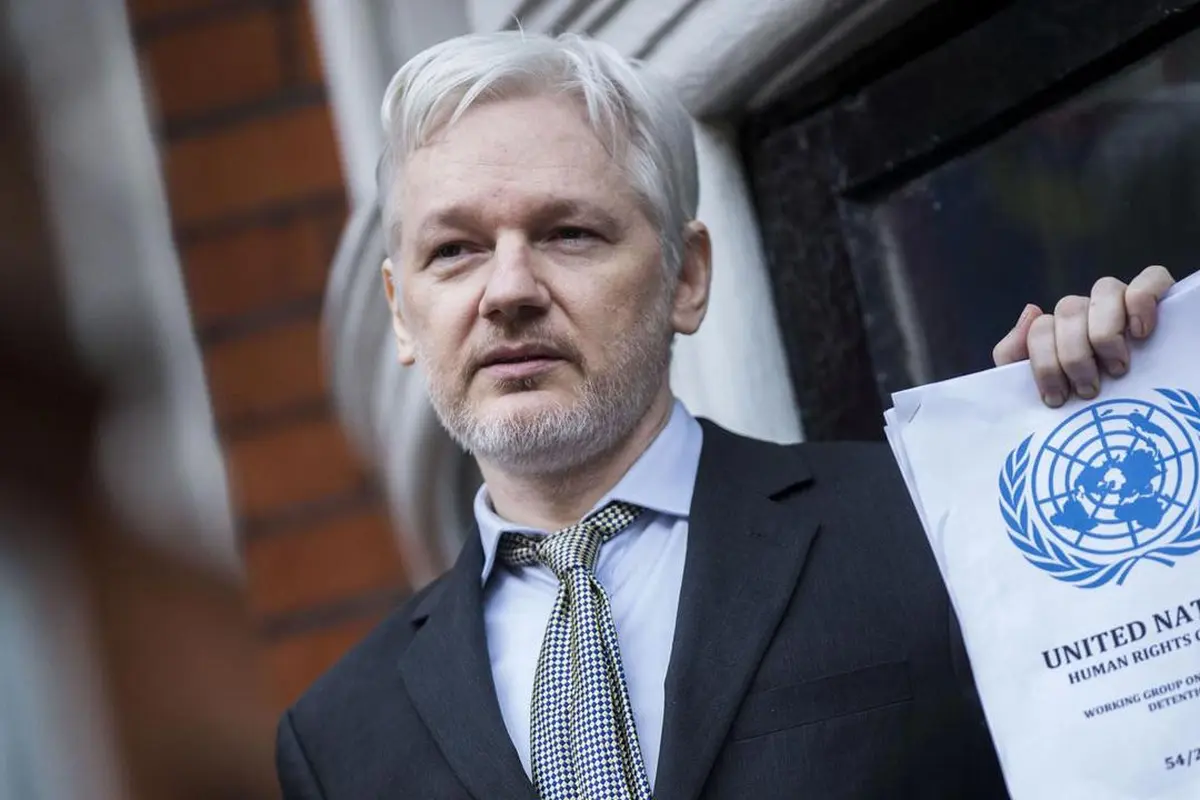 Pendiri Wikileaks Julian Assange  (AP/Rex Features)