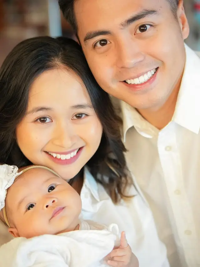 Penyerahan Anak Gritte Agathake Gereja