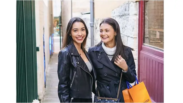Annisa dan Amanda kerap menghabiskan waktu bersama, keduanya terlihat begitu kompak.
