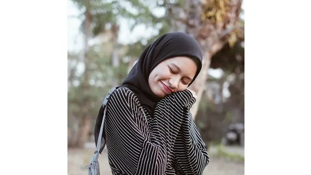 6 Potret Prilia Nur, Asisten Pribadi Zaskia Adya Mecca yang Tak Kalah Memesona