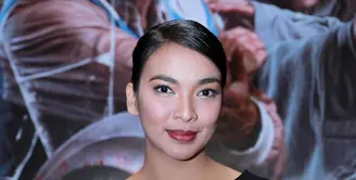 Peran Fatmawati di film Soekarno membuat Tika Bravani kian lekat pada sosok ibu muda, bahkan tak sedikit tawaran akting yang datang untuk melakoni karakter yang sama.(Galih W. Satria/Bintang.com)