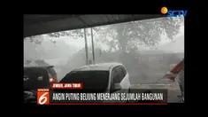 Sejumlah wilayah di Jember, Jawa Timur, porak poranda akibat diterjang angin puting beliung. Peristiwa itu mengakibatkan puluhan rumah rusak, serta sejumlah gudang roboh.