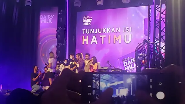 Cadbury Dairy Milk Pop Heart Festival 2023
