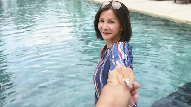 6 Potret Cantik Medina Moesa, Istri Baru Mantan Suami Nikita Mirzani