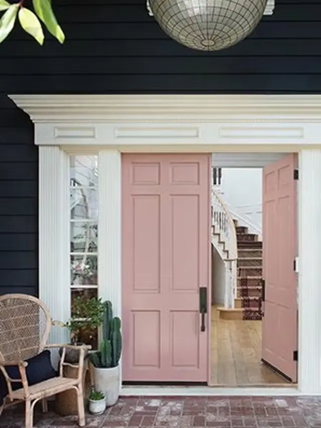 Ide Warna Pintu Selain Hitam dan Coklat untuk Mempercantik Rumah
