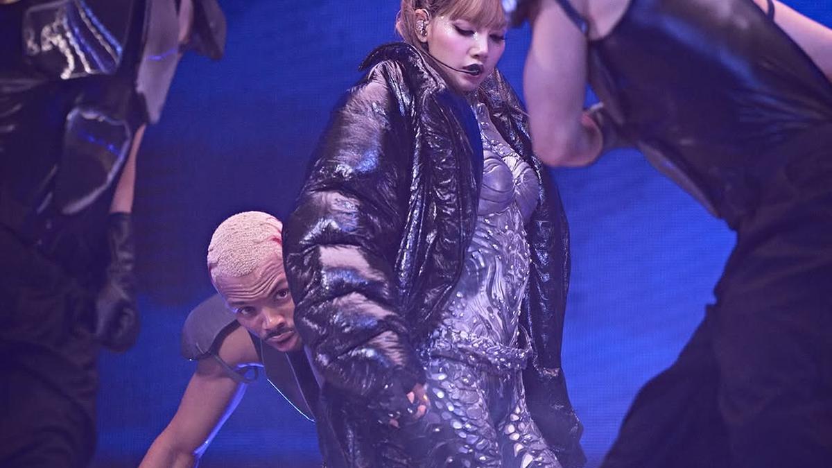 Ada Teknologi AI dan 3D Printing di Kostum Lisa BLACKPINK di Coachella 2025, Jadi Alternatif Busana Estetik Tanpa Kulit Hewan Eksotis