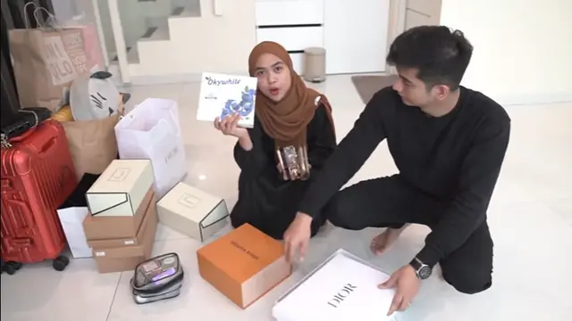 [Fimela] Ria Ricis dan Teuku Ryan