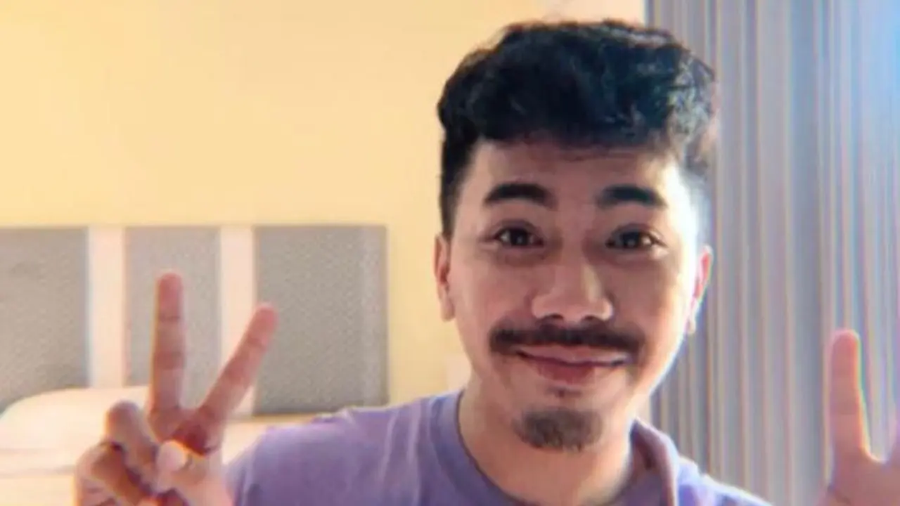 YouTuber Kaisar Kumis (https://www.instagram.com/p/CO9HXl5pKfx/)