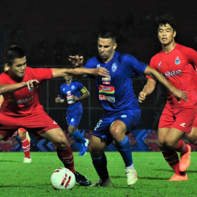 2 Pekerjaan Rumah Sabah Fa Setelah Takluk Dari Arema Indonesia Bola Com