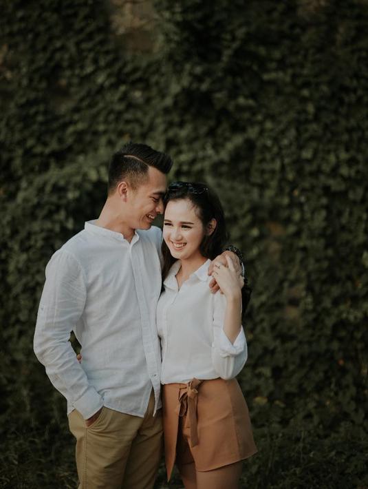 Namun, keputusan Eza dan Echa yang menikah harus dilakukan tanpa restu dari sang ibunda, Ruch Gaya. Sang bunda menegaskan penolakannya terhadap pernikahan tersebut. (Liputan6.com/IG/ma_coritha)