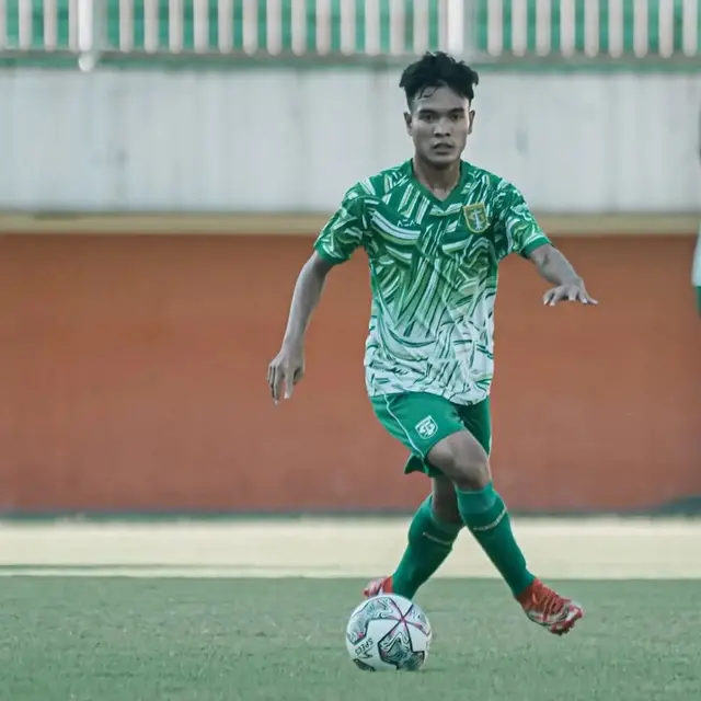Matangkan Skema Permainan, Ini 5 Potret Pemain Persebaya Uji Coba Vs Porda Sleman