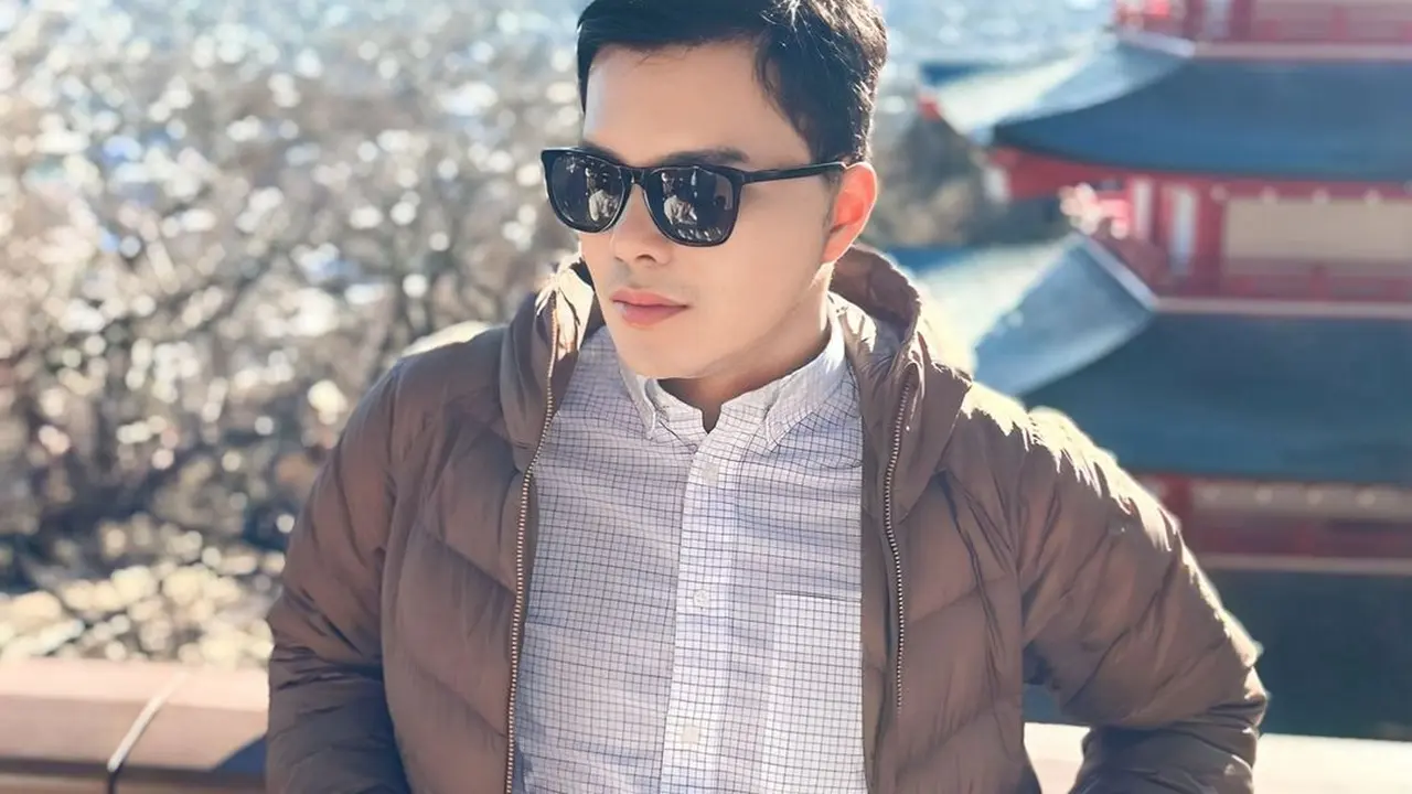 Selebgram dan celebrity doctor Oky Pratama. (Foto: Dok. Instagram @dr.okypratamaa)