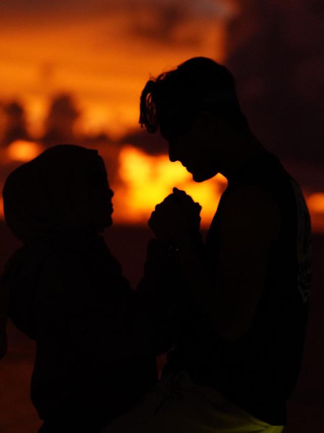 6 Momen Liburan Lesty Kejora dan Rizky Billar di Sumba, Makin Lengket