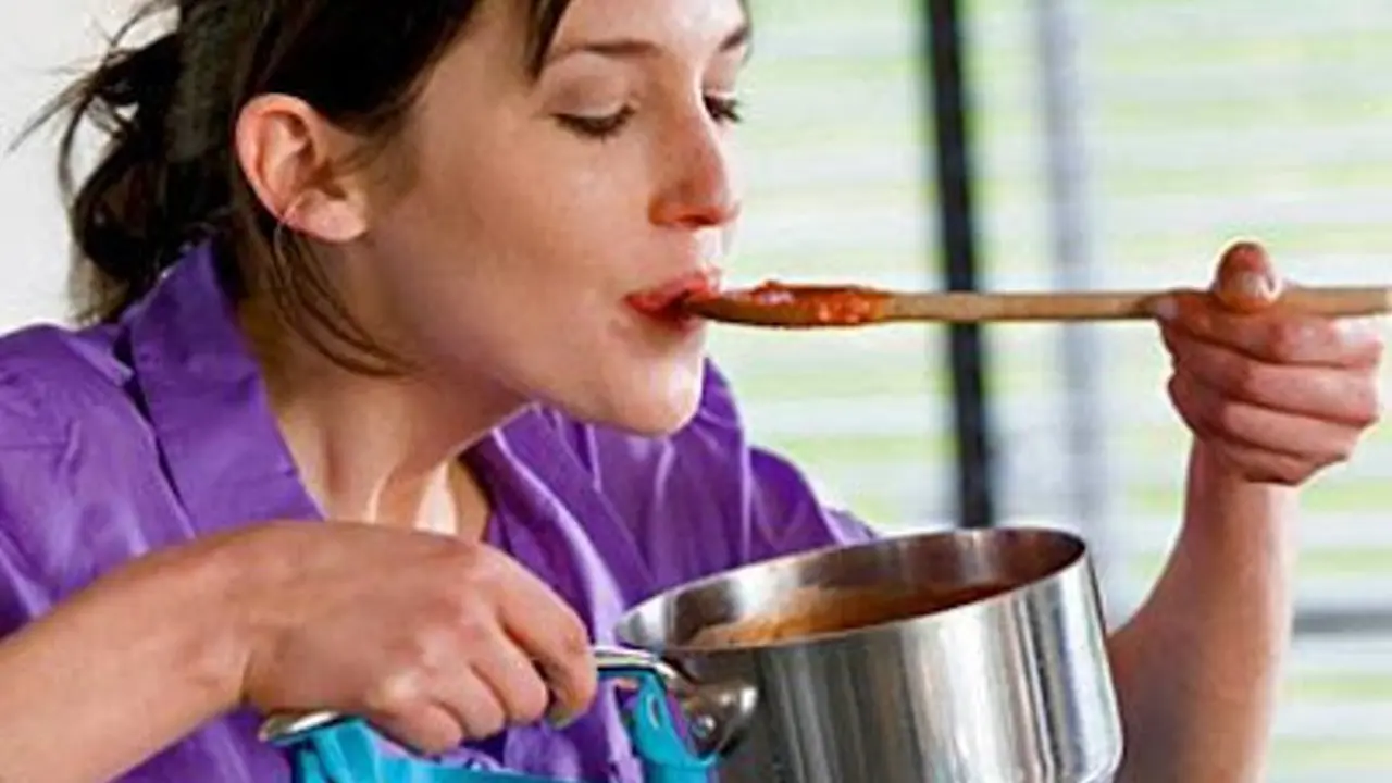 Mencicipi Masakan