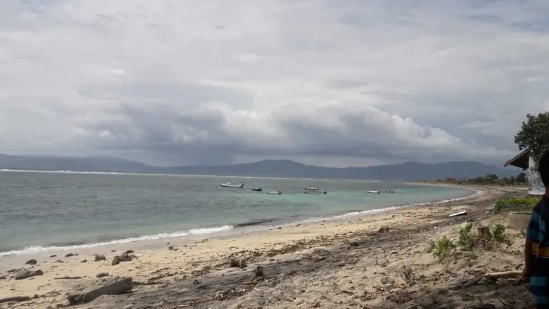 Salah satu pantai di kawasan wisata di Banten, pasca Tsunami menerjang pada Sabtu, 22 Desember 2018