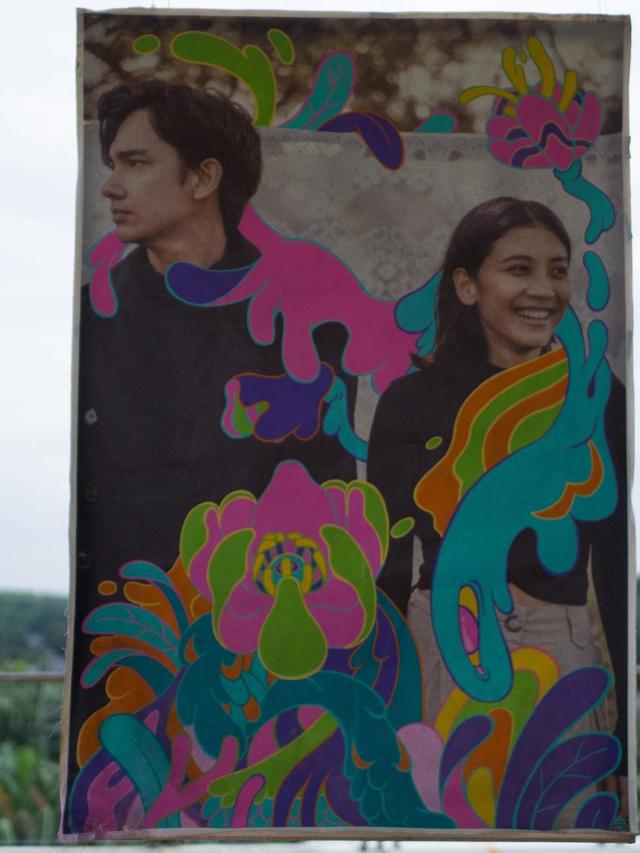 Usung Konsep Berbeda, Ini 6 Potret Prewedding Adipati Dolken dan Canti Tachril