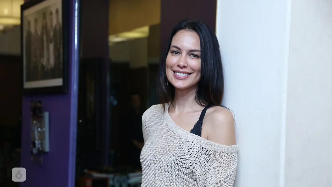[Bintang] Sophia Latjuba