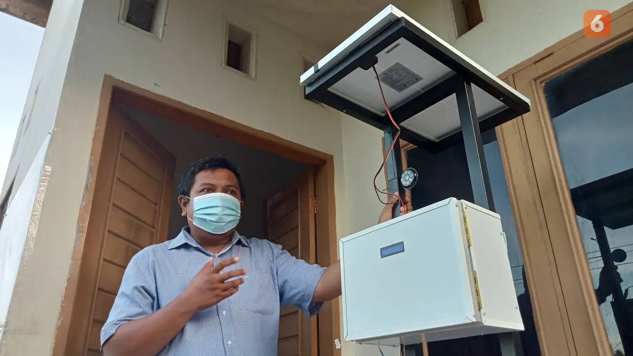 prototipe alat deteksi likuefaksi karya mahasiswa teknik elektro Untad