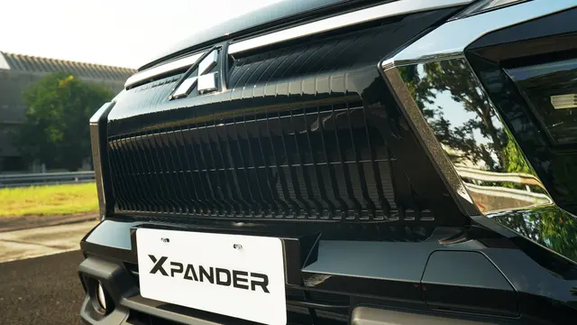New Mitsubishi Xpander Exceed Tourer CVT