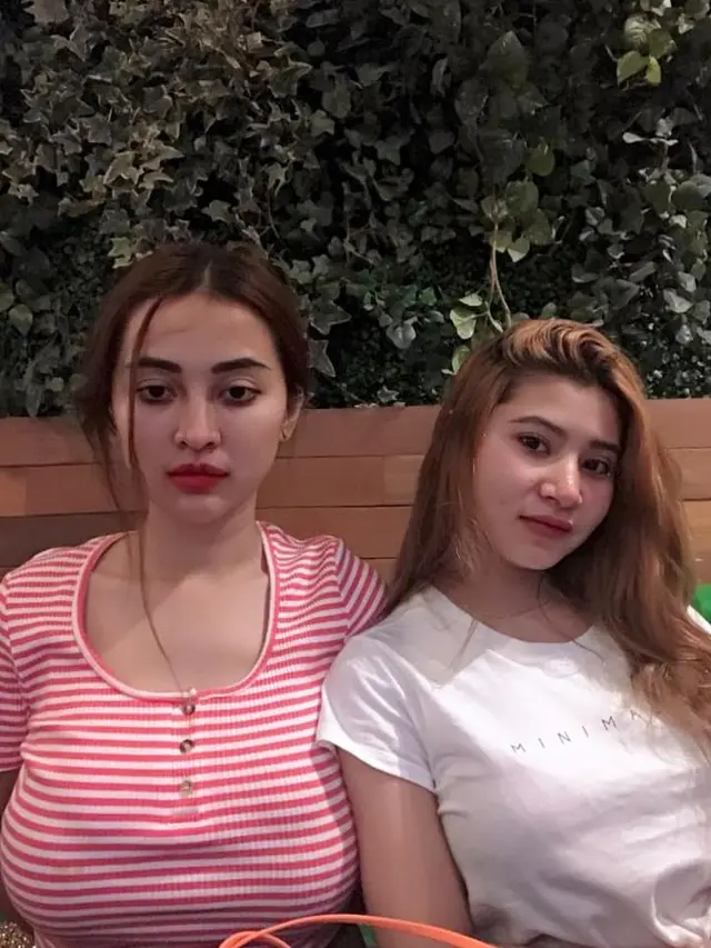 6 Potret Kebersamaan Cupi Cupita dan Sang Adik, Bak Kembar