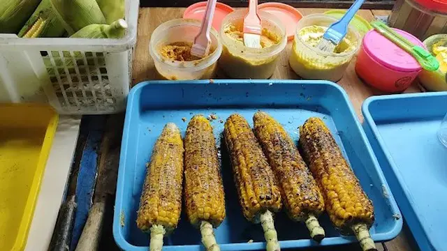 Jagung Madu dan Bakar Pak Pur (Google Maps - R Sant)