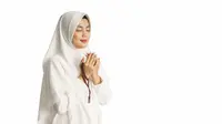 Ilustrasi Bersholawat Credit: shutterstock.com