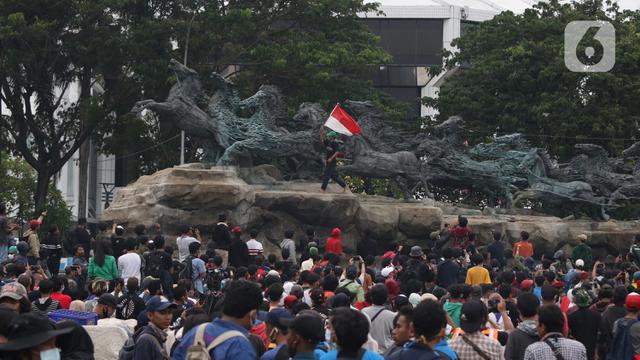4 Hal Terkait Demo Tolak Ruu Cipta Kerja Di Jakarta Hari Ini News Liputan6 Com
