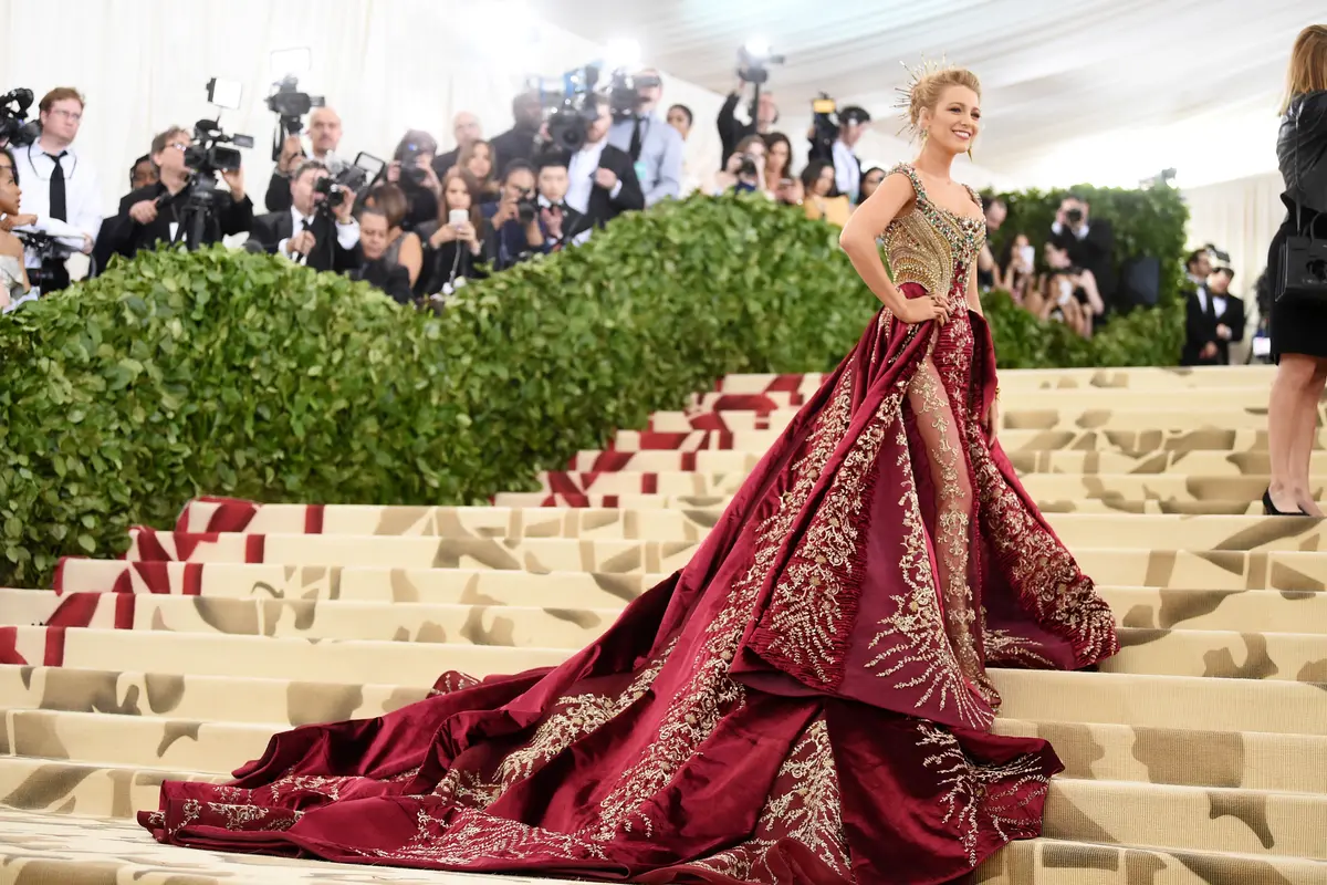 [Bintang] Blake Lively