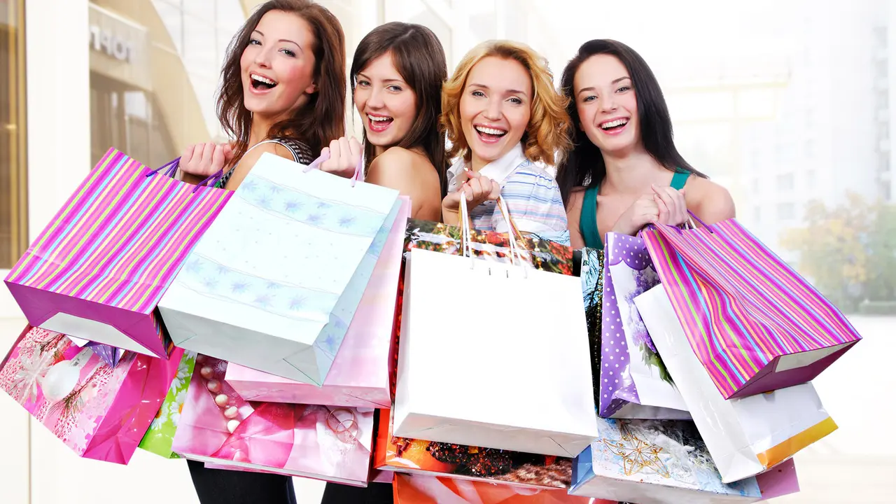 Fashion Label Wanita Karir Muda